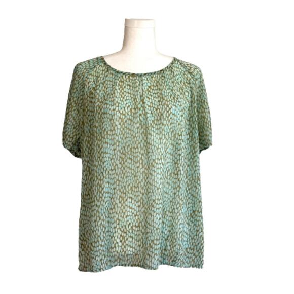 CAbi Blouse Top Green Pebble Print Short Sleeve Top Blouse Size Medium #602 - Picture 1 of 9